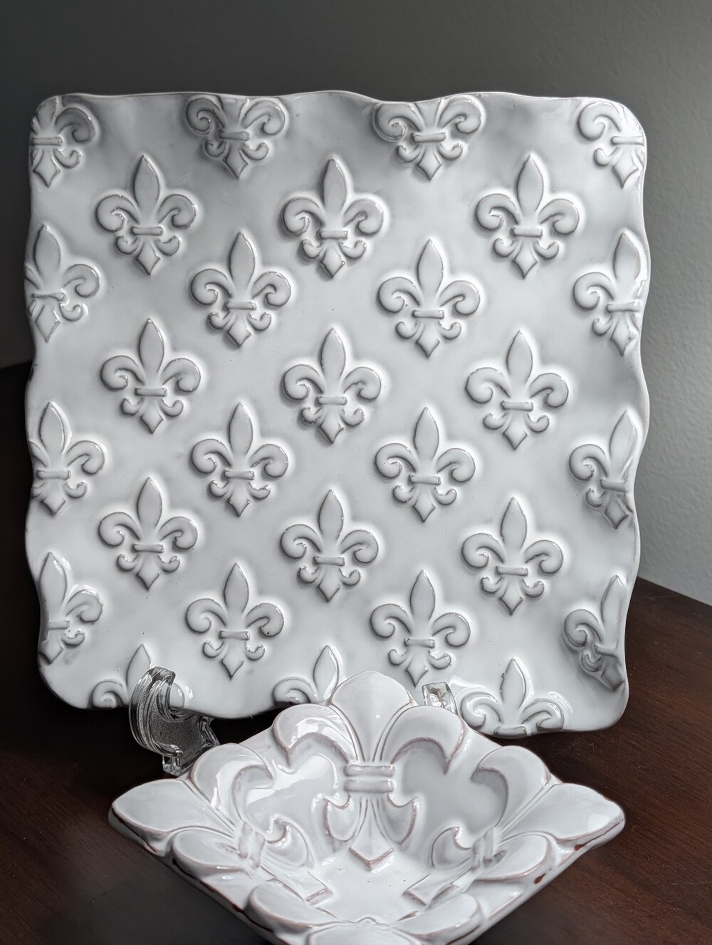 Mud Pie Fleur-de-lis Plate And Dip Bowl